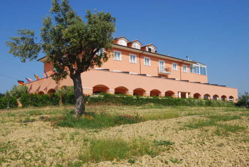 Villa Susanna Degli Ulivi - Resort & Spa Colonnella Exterior foto